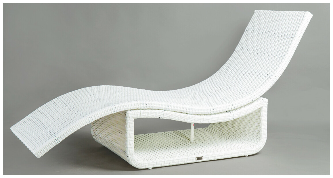 easy quiet sur son socle blanc hemisphere