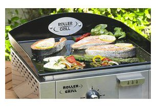 Plancha PL400E Roller Grill en situation de grillade poisson 