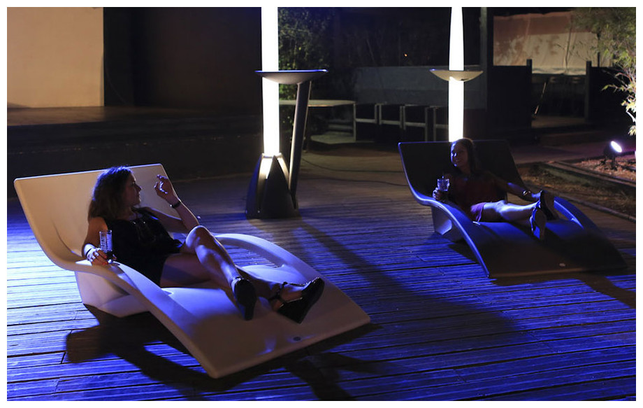 transat de bain Muse en polyéthylène en situation 