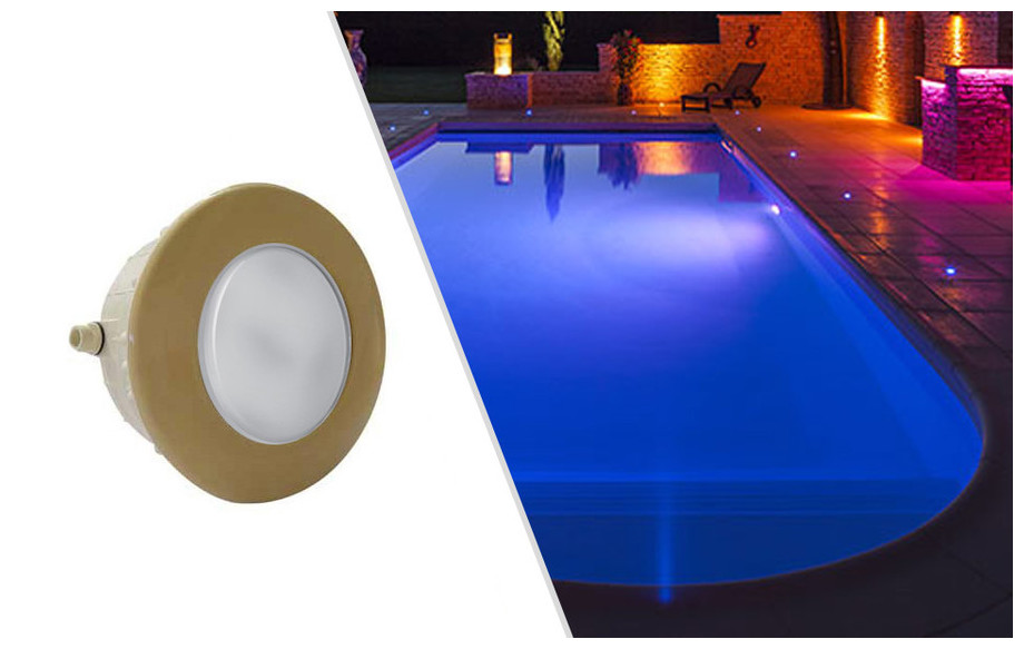 projecteur led rgb  pour piscine sable  astral en situation
