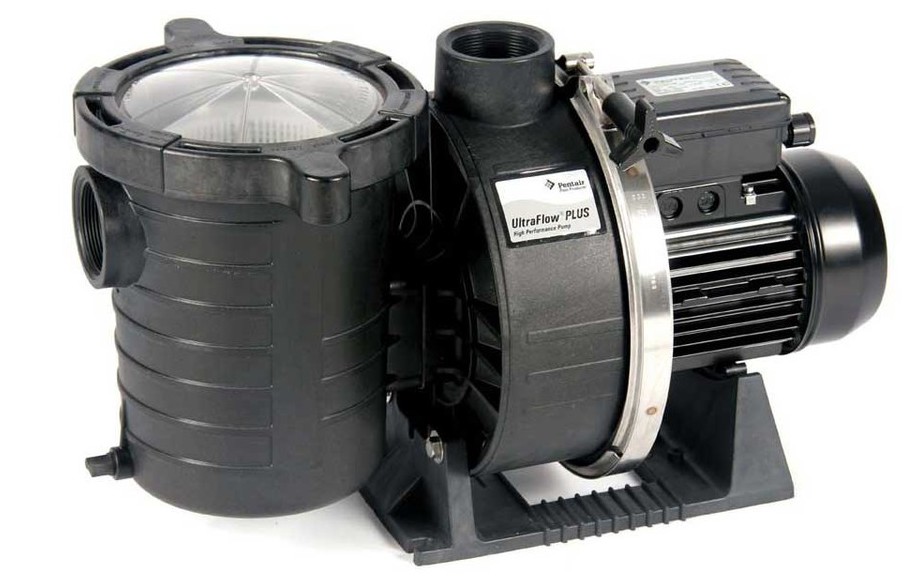 pompe de filtration de piscine Ultra Flow by Pentair en situation