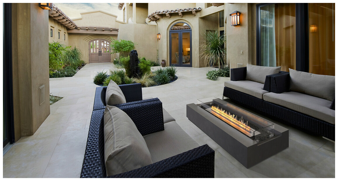 cheminée Cosmo 50 eco smart fire en situation extérieure 