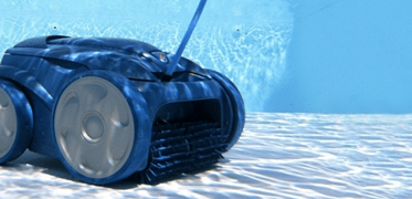 Mon robot de piscine n'avance plus, que faire ?