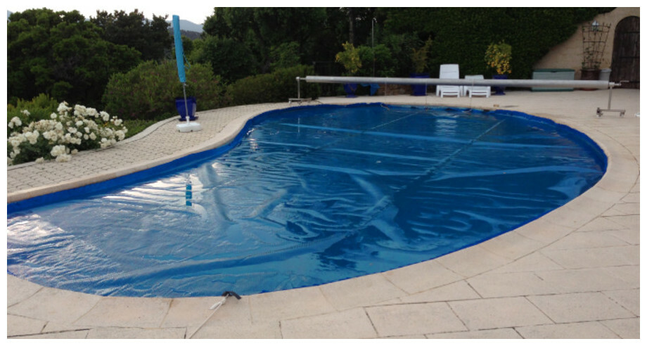 bache a bulles arlequin luxe iverbul quatro bavette grille le m piscine center 1492497493