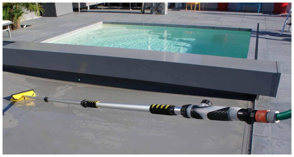 balai hydro jet xpro pour volet et couverture piscine center 1576247789