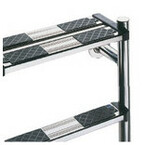 echelle 3 marches dont 1 securite en 2 elements partie inferieure piscine center 57728100