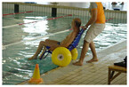 fauteuil d acces au bain job classic piscine center 58596500